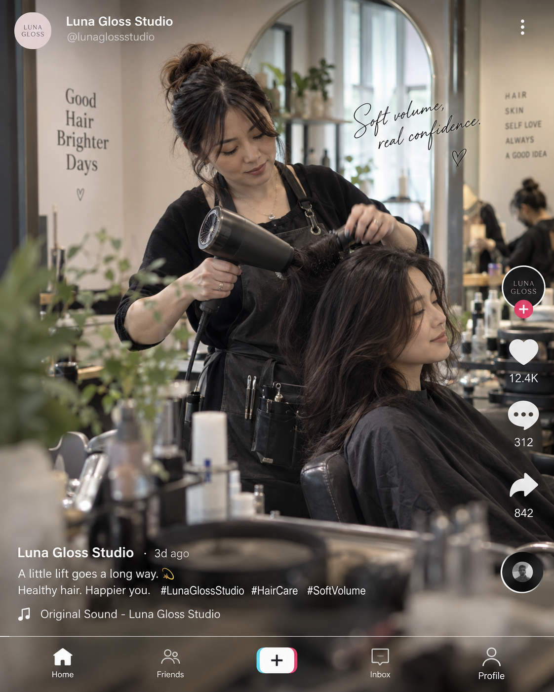 Beauty Salon social content example